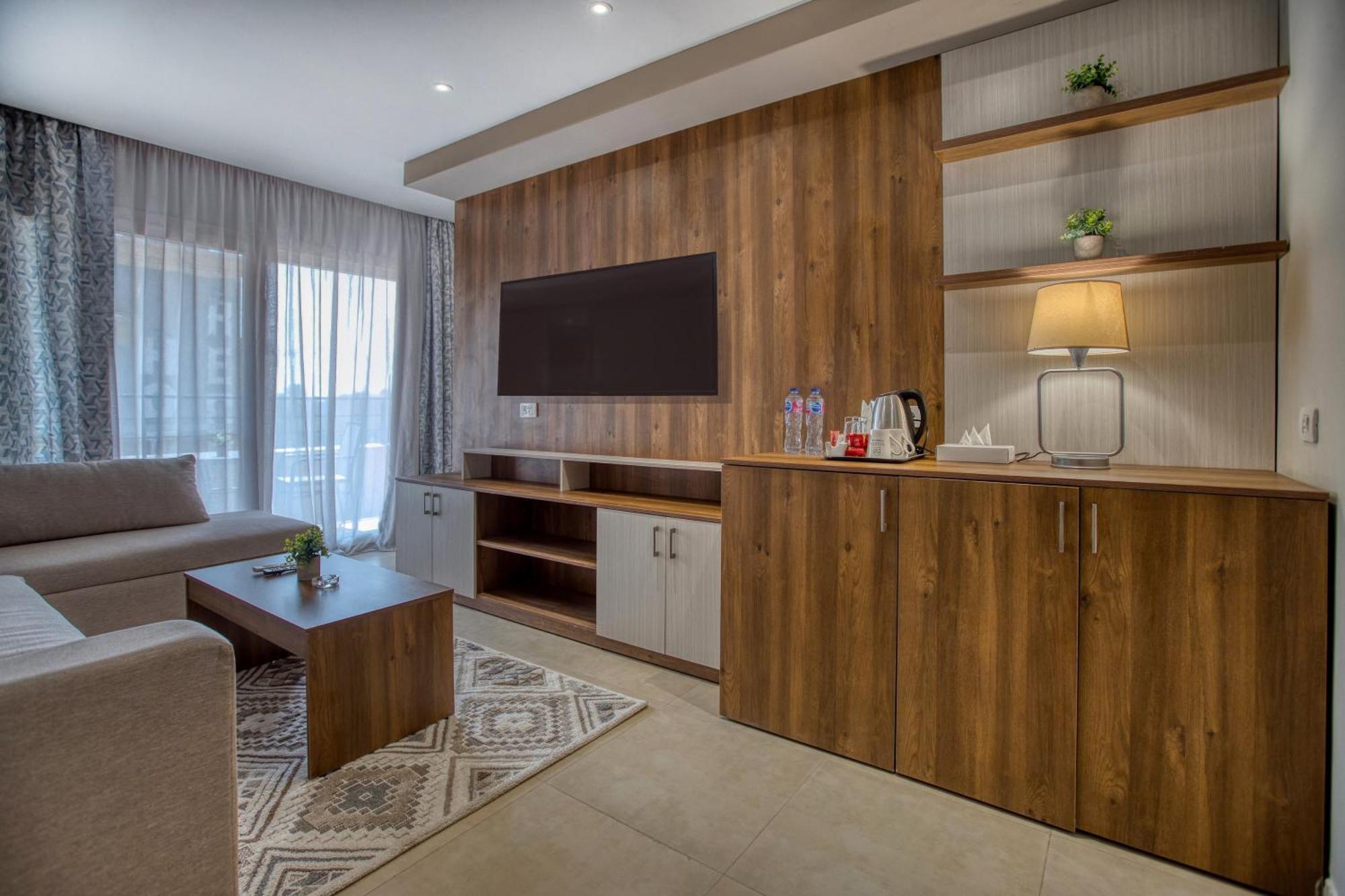 Nozol Pyramids Hotel And Spa Kafret el-Gabal Εξωτερικό φωτογραφία